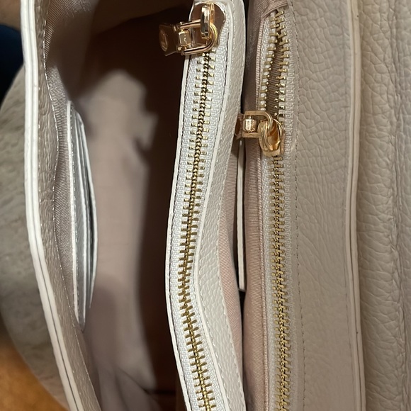 Beautiful brand new (never been used) Isabel Bernard bag - Picture 14 of 14